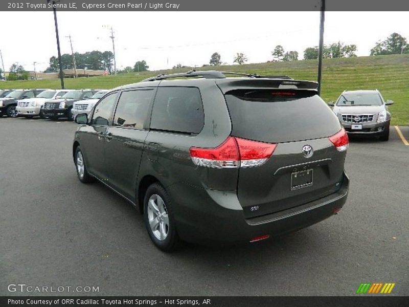 Cypress Green Pearl / Light Gray 2012 Toyota Sienna LE
