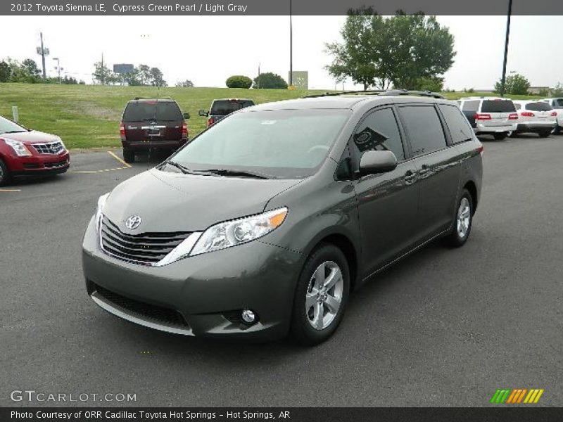 Cypress Green Pearl / Light Gray 2012 Toyota Sienna LE