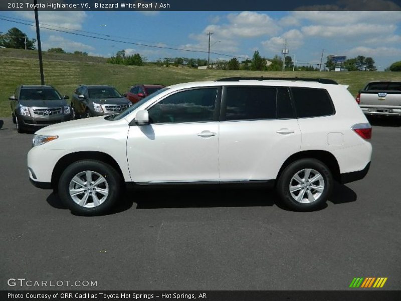 Blizzard White Pearl / Ash 2012 Toyota Highlander V6
