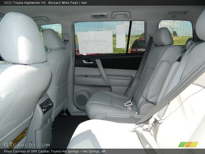 Blizzard White Pearl / Ash 2012 Toyota Highlander V6