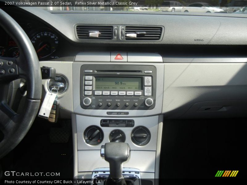 Reflex Silver Metallic / Classic Grey 2007 Volkswagen Passat 2.0T Sedan