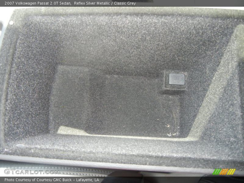 Reflex Silver Metallic / Classic Grey 2007 Volkswagen Passat 2.0T Sedan