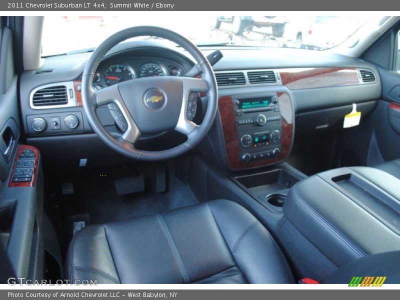 Summit White / Ebony 2011 Chevrolet Suburban LT 4x4