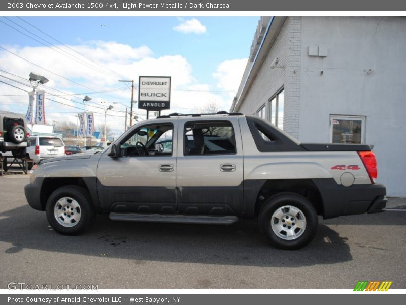 Light Pewter Metallic / Dark Charcoal 2003 Chevrolet Avalanche 1500 4x4