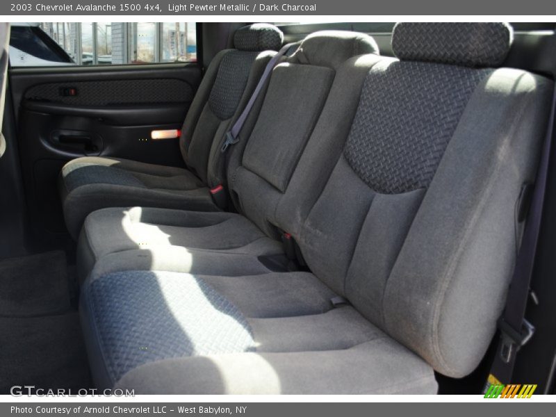 Light Pewter Metallic / Dark Charcoal 2003 Chevrolet Avalanche 1500 4x4