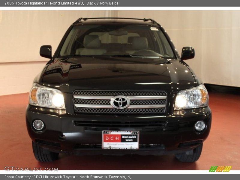 Black / Ivory Beige 2006 Toyota Highlander Hybrid Limited 4WD
