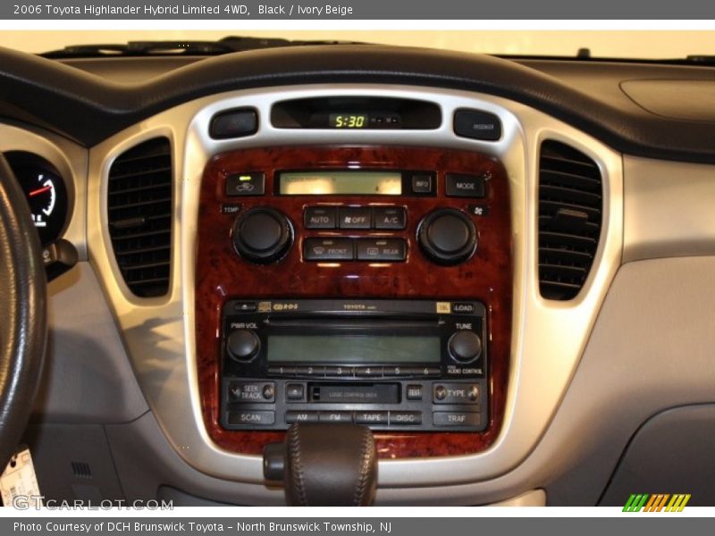 Black / Ivory Beige 2006 Toyota Highlander Hybrid Limited 4WD