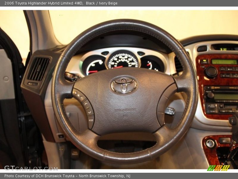 Black / Ivory Beige 2006 Toyota Highlander Hybrid Limited 4WD