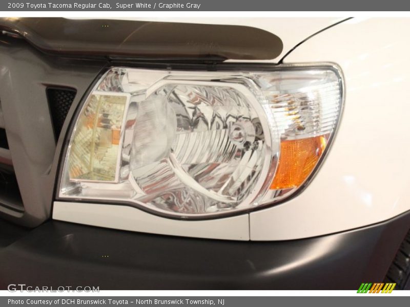 Super White / Graphite Gray 2009 Toyota Tacoma Regular Cab