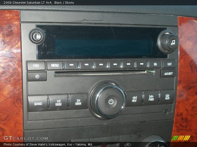Black / Ebony 2009 Chevrolet Suburban LT 4x4