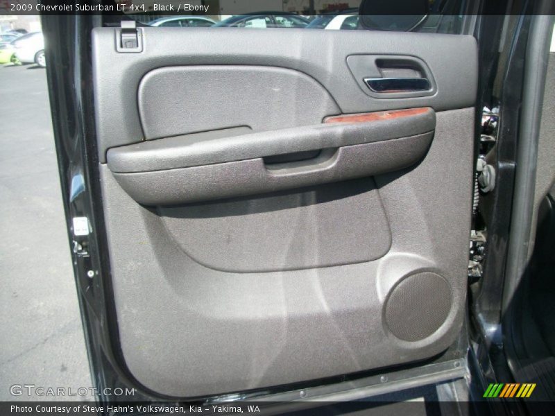 Black / Ebony 2009 Chevrolet Suburban LT 4x4