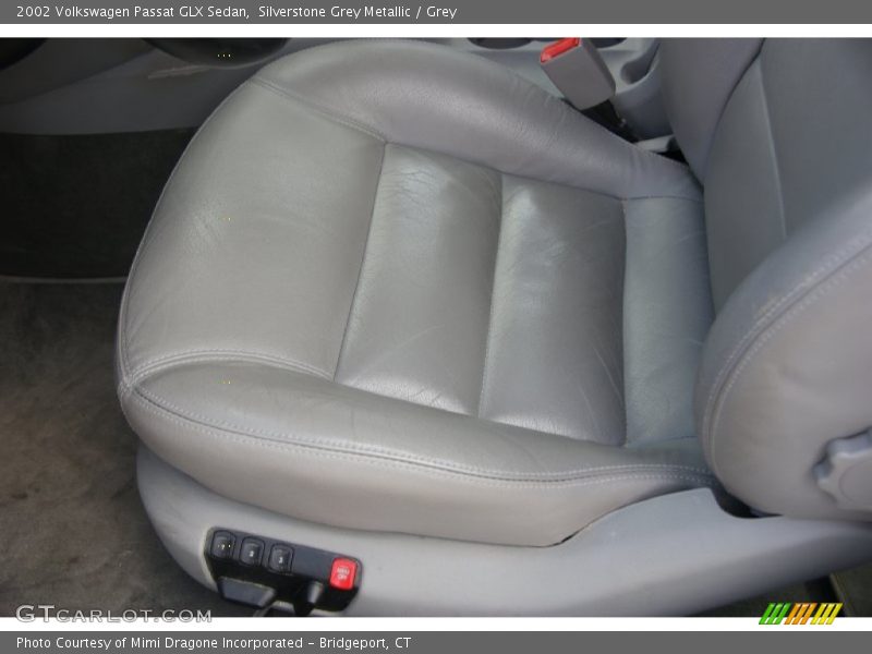 Silverstone Grey Metallic / Grey 2002 Volkswagen Passat GLX Sedan