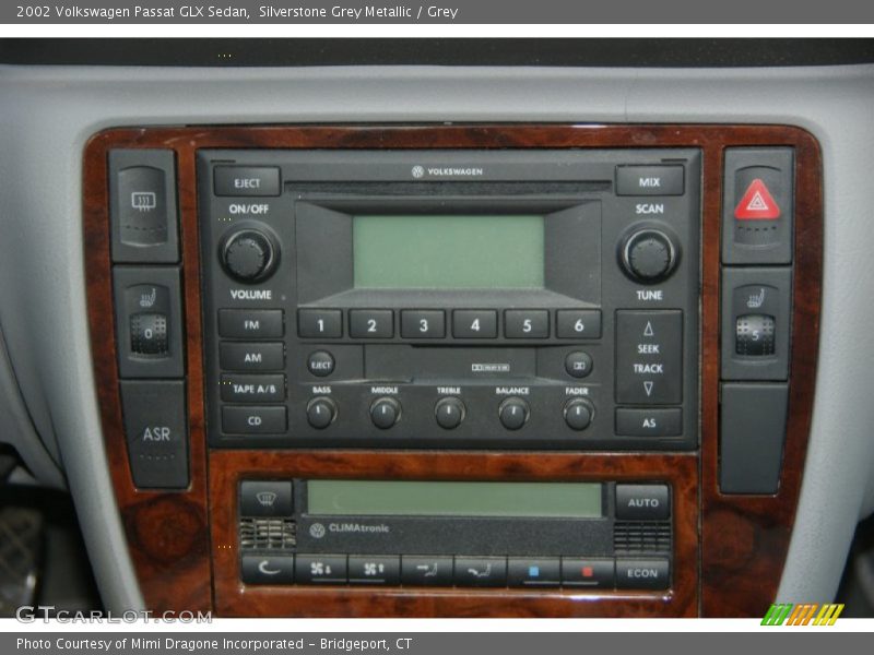 Silverstone Grey Metallic / Grey 2002 Volkswagen Passat GLX Sedan