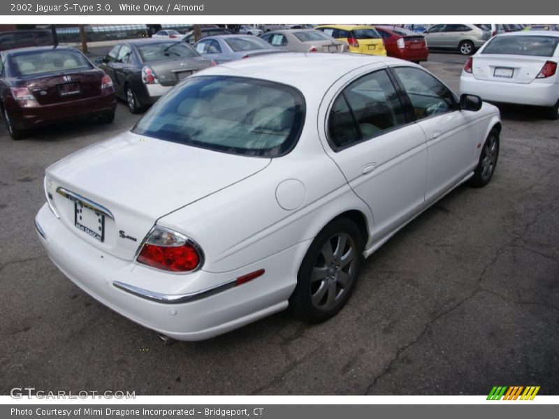 White Onyx / Almond 2002 Jaguar S-Type 3.0