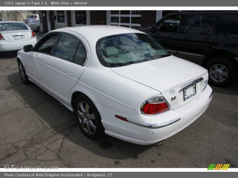 White Onyx / Almond 2002 Jaguar S-Type 3.0