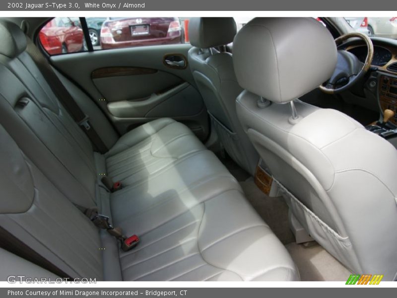 White Onyx / Almond 2002 Jaguar S-Type 3.0
