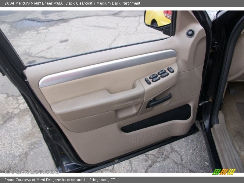 Door Panel of 2004 Mountaineer AWD