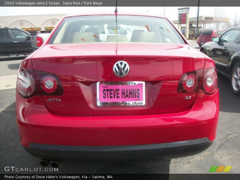 Salsa Red / Pure Beige 2009 Volkswagen Jetta S Sedan