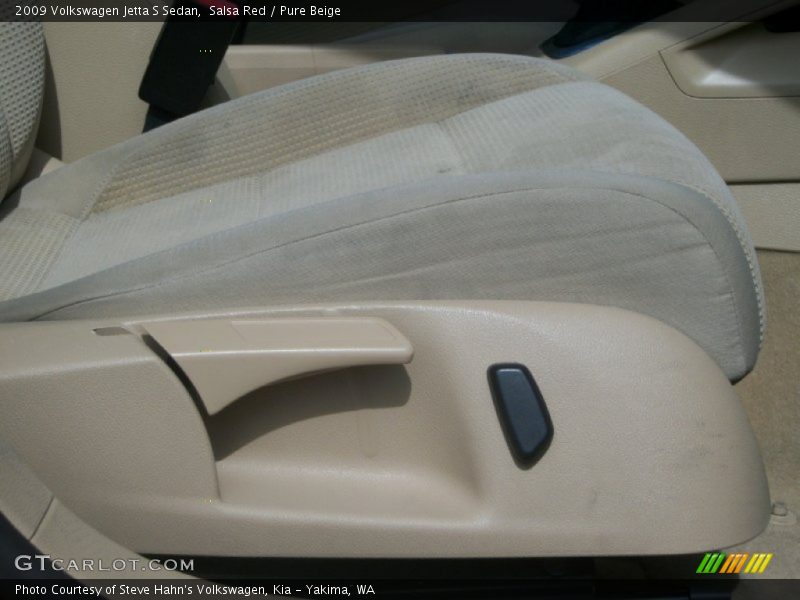 Salsa Red / Pure Beige 2009 Volkswagen Jetta S Sedan