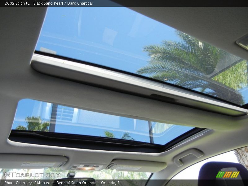 Sunroof of 2009 tC 