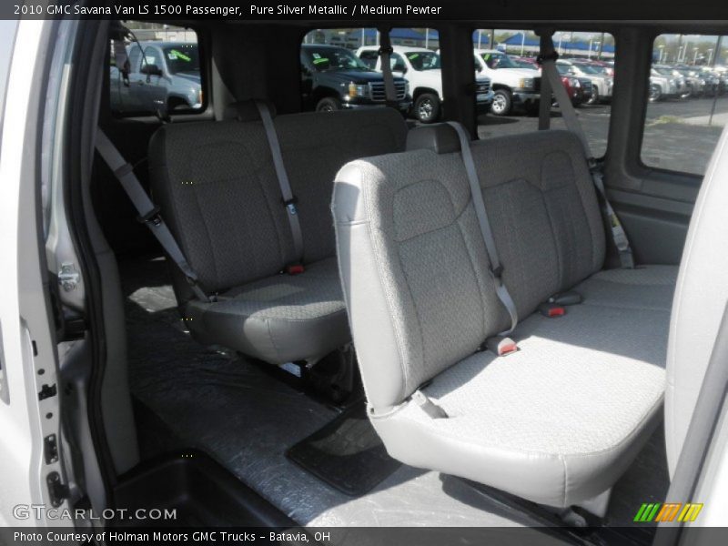 Pure Silver Metallic / Medium Pewter 2010 GMC Savana Van LS 1500 Passenger