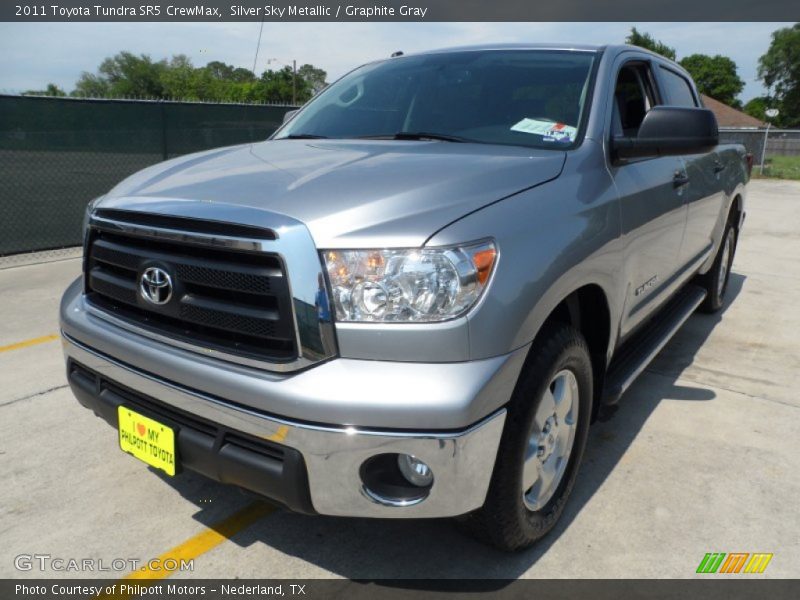 Silver Sky Metallic / Graphite Gray 2011 Toyota Tundra SR5 CrewMax