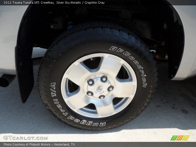 Silver Sky Metallic / Graphite Gray 2011 Toyota Tundra SR5 CrewMax