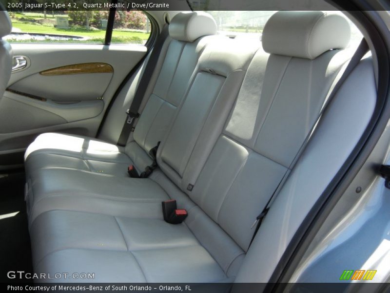 Quartz Metallic / Dove/Granite 2005 Jaguar S-Type 4.2