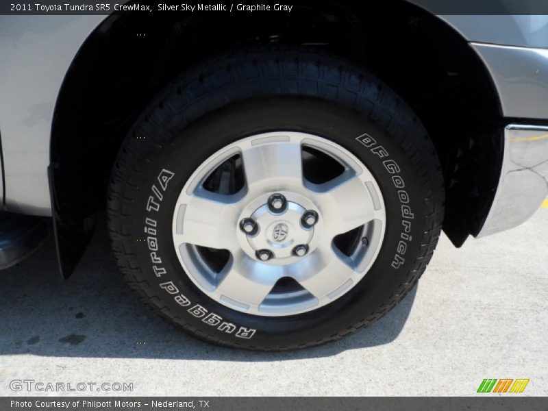 Silver Sky Metallic / Graphite Gray 2011 Toyota Tundra SR5 CrewMax