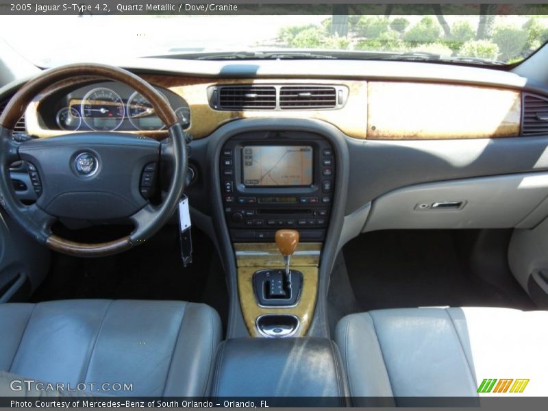 Quartz Metallic / Dove/Granite 2005 Jaguar S-Type 4.2