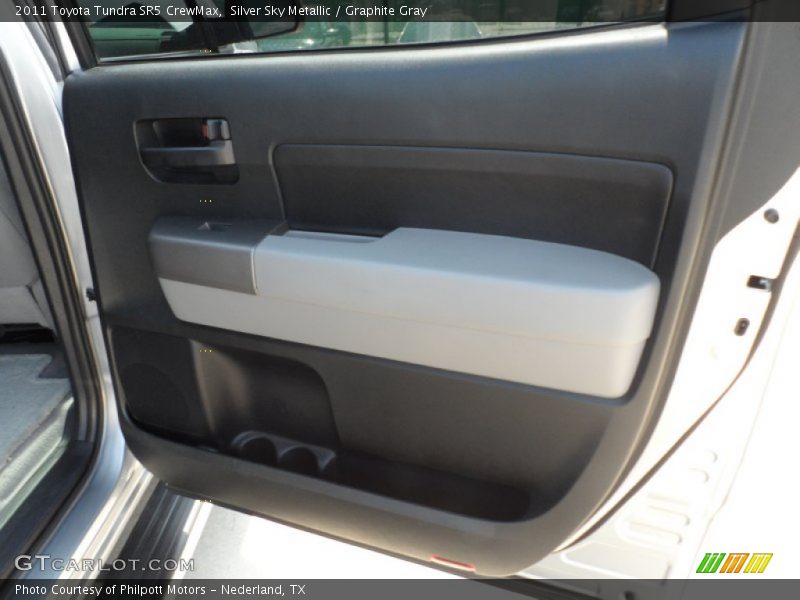 Silver Sky Metallic / Graphite Gray 2011 Toyota Tundra SR5 CrewMax