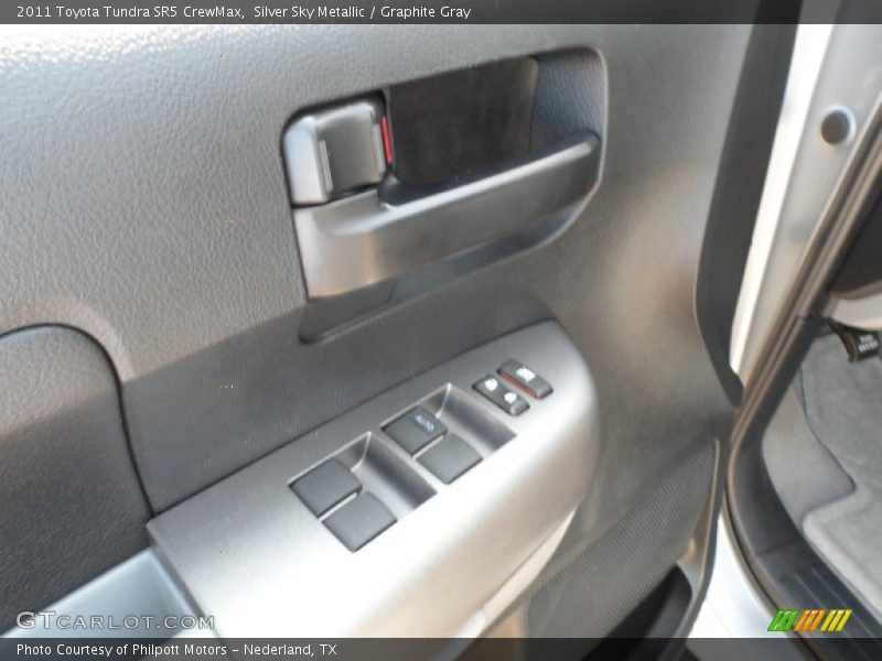 Silver Sky Metallic / Graphite Gray 2011 Toyota Tundra SR5 CrewMax
