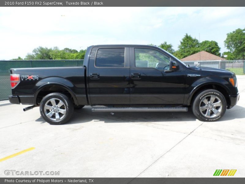 Tuxedo Black / Black 2010 Ford F150 FX2 SuperCrew