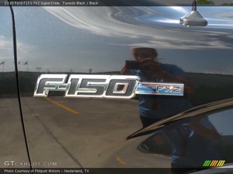 Tuxedo Black / Black 2010 Ford F150 FX2 SuperCrew