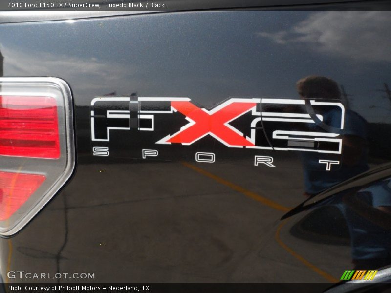 Tuxedo Black / Black 2010 Ford F150 FX2 SuperCrew