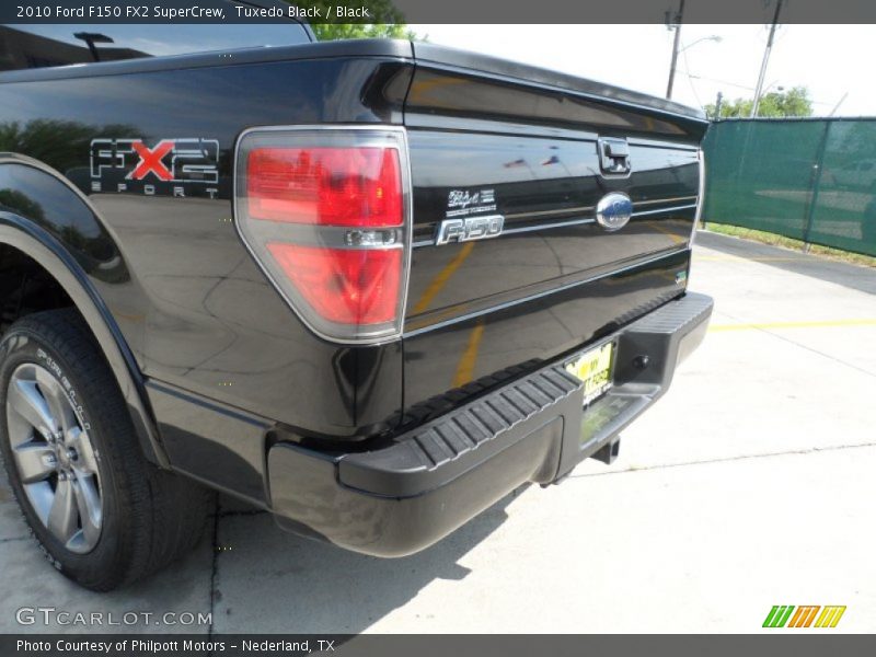 Tuxedo Black / Black 2010 Ford F150 FX2 SuperCrew