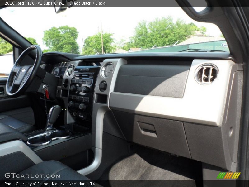 Tuxedo Black / Black 2010 Ford F150 FX2 SuperCrew