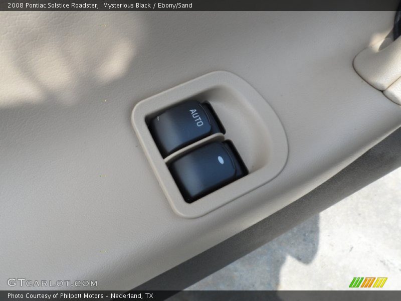 Mysterious Black / Ebony/Sand 2008 Pontiac Solstice Roadster