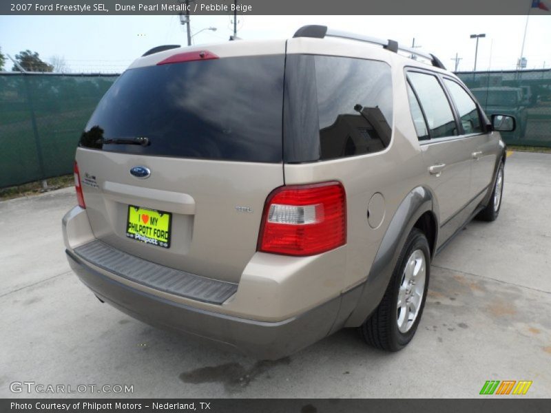 Dune Pearl Metallic / Pebble Beige 2007 Ford Freestyle SEL