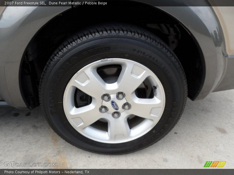 Dune Pearl Metallic / Pebble Beige 2007 Ford Freestyle SEL