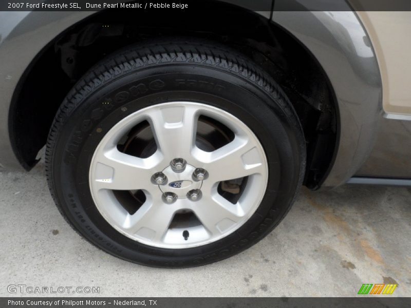 Dune Pearl Metallic / Pebble Beige 2007 Ford Freestyle SEL