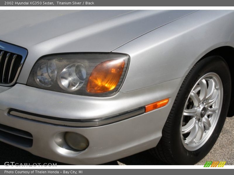 Titanium Silver / Black 2002 Hyundai XG350 Sedan
