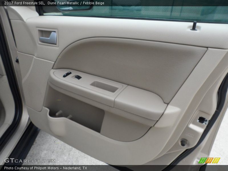 Dune Pearl Metallic / Pebble Beige 2007 Ford Freestyle SEL