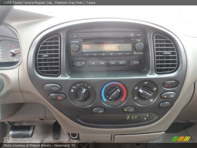 Controls of 2006 Tundra Regular Cab