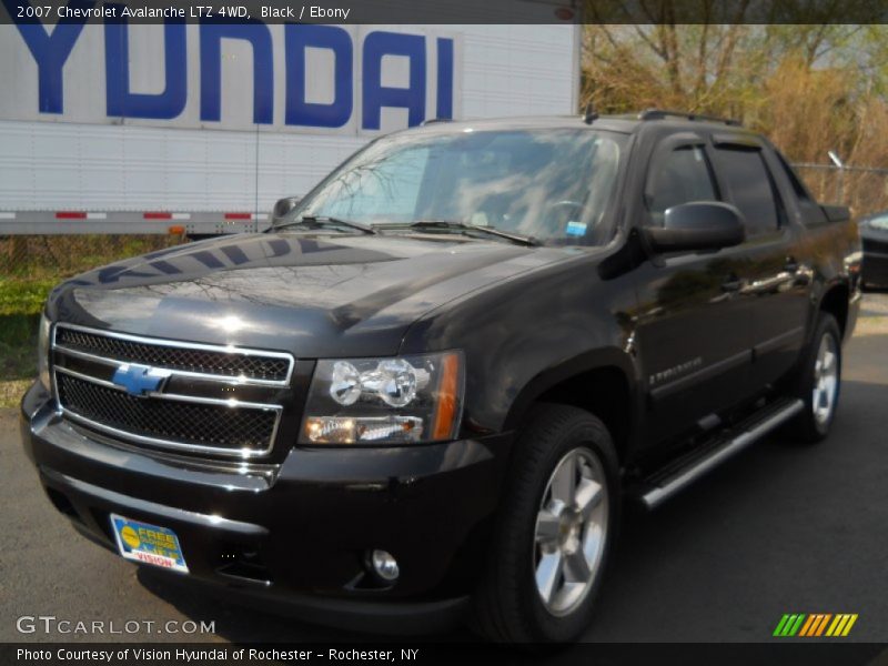 Black / Ebony 2007 Chevrolet Avalanche LTZ 4WD