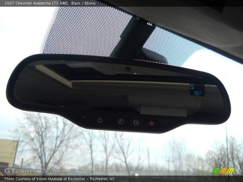 Black / Ebony 2007 Chevrolet Avalanche LTZ 4WD