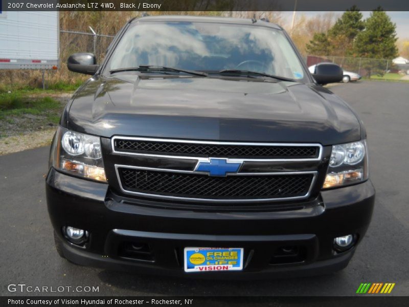 Black / Ebony 2007 Chevrolet Avalanche LTZ 4WD