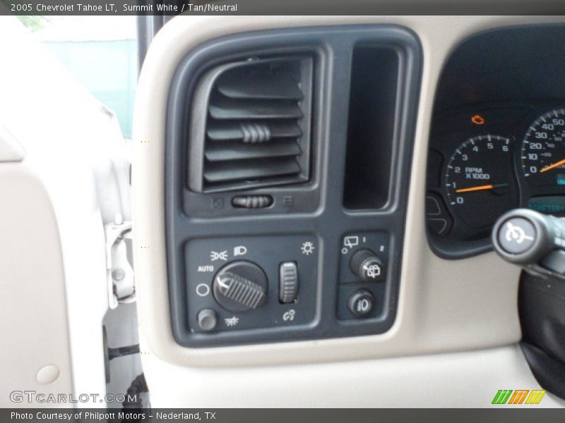 Summit White / Tan/Neutral 2005 Chevrolet Tahoe LT