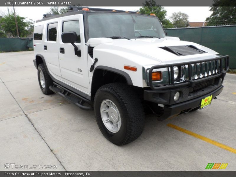 White / Wheat 2005 Hummer H2 SUV