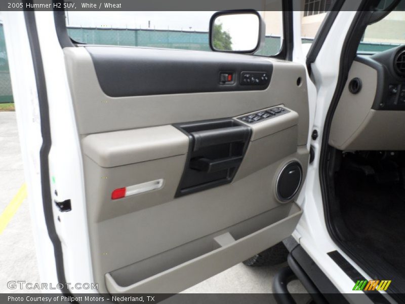 White / Wheat 2005 Hummer H2 SUV